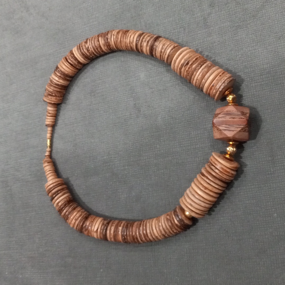 Statement Wood Coin & Pendant Bead Chunky Style Necklace Tan & Brown